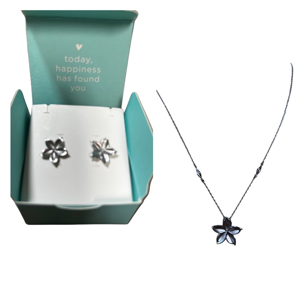 Origami Owl plumeria Necklace and Earring Set
